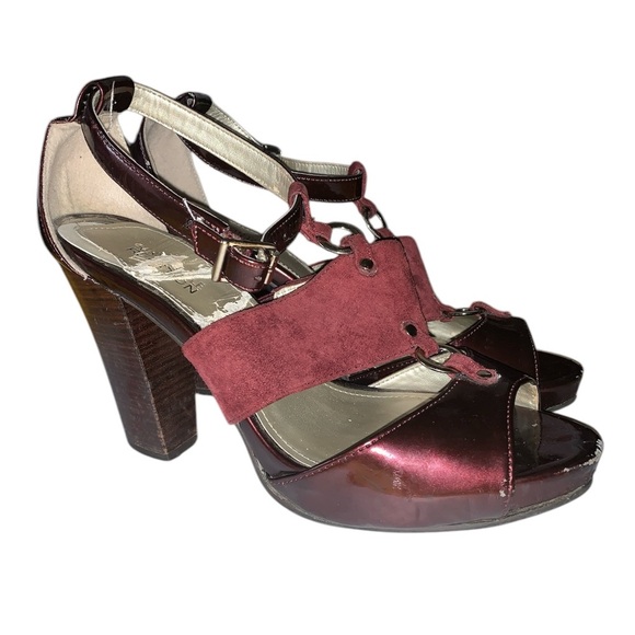 Kenneth‎ Cole Reaction Womens Daze Shock Peep Toe Strappy Sandals Size 7.5 - Picture 3 of 8